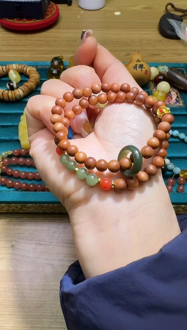 未镶嵌手链和田玉多样性发一件 363