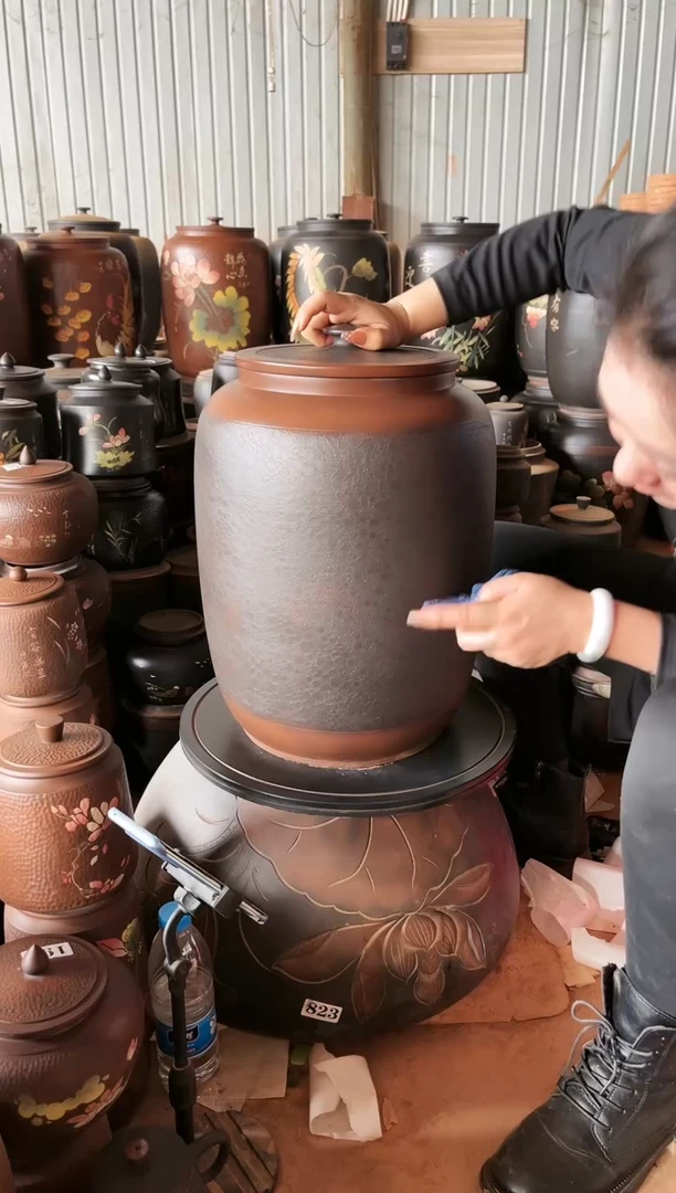 【闪购商品】壶瑕疵茶缸  高47cm 外地 239