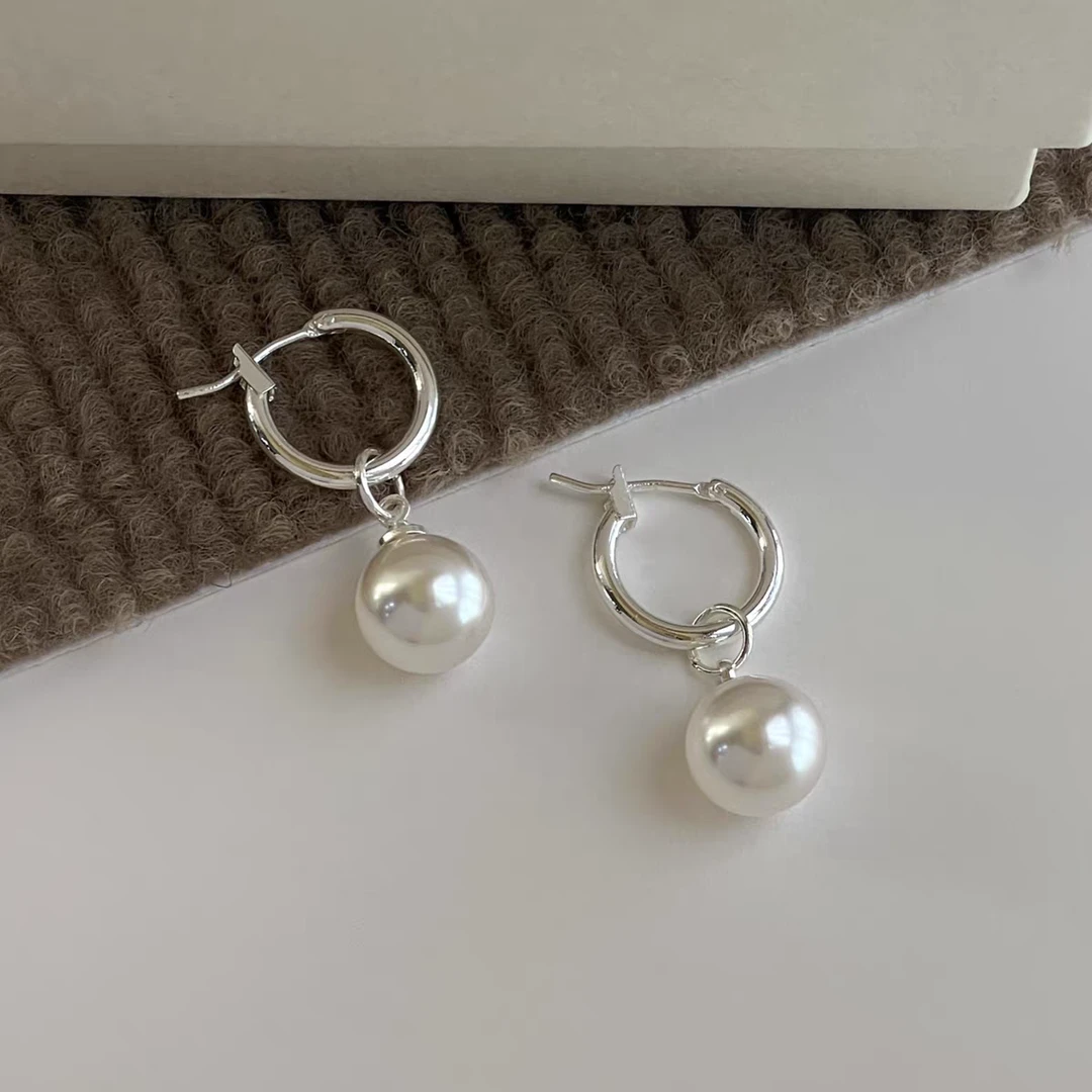 铜合金耳饰 施家珍珠轻奢小众耳扣高级新款耳饰无耳洞耳夹款