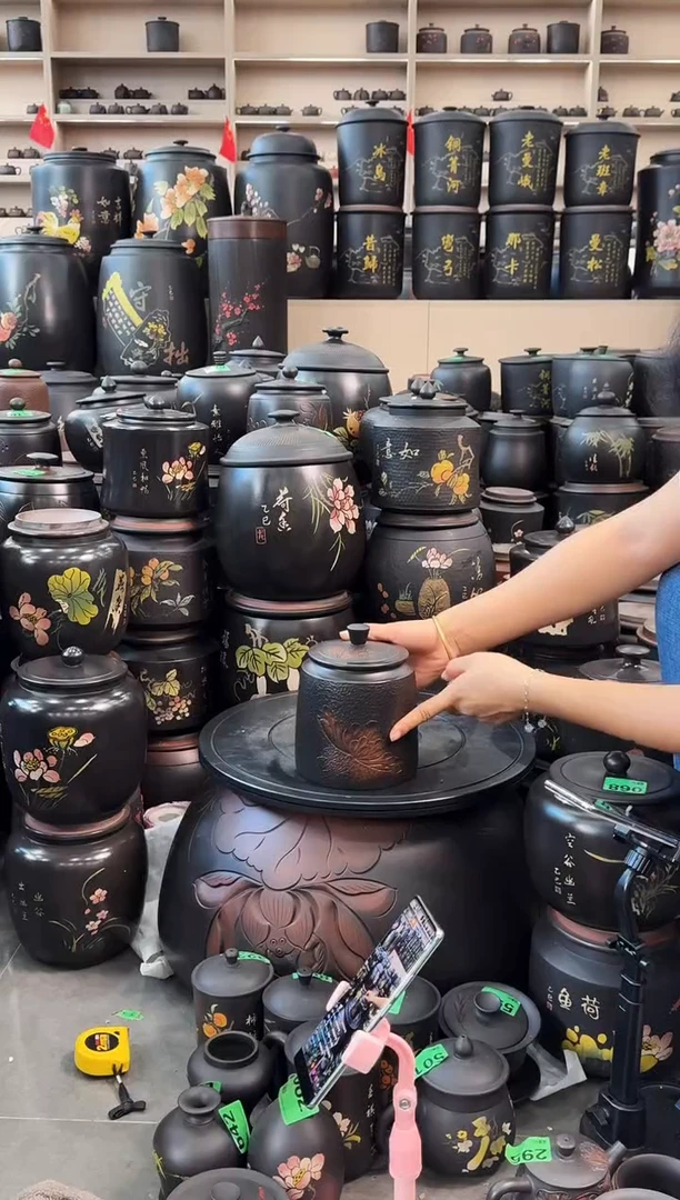 罐瑕疵茶叶罐  黑色100克 166