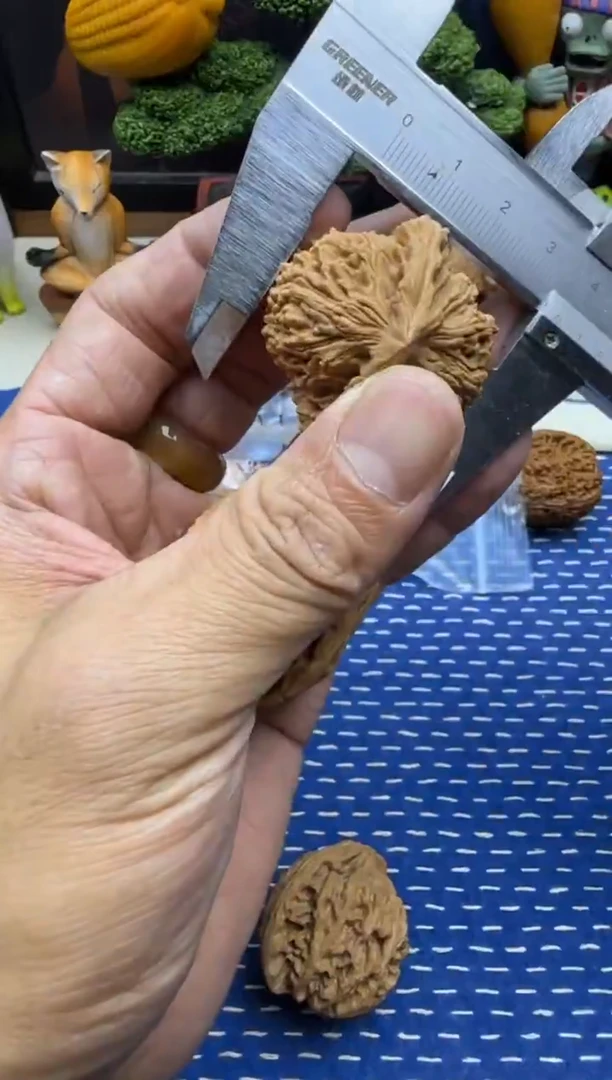 把件文玩核桃全品白茬蛤蟆