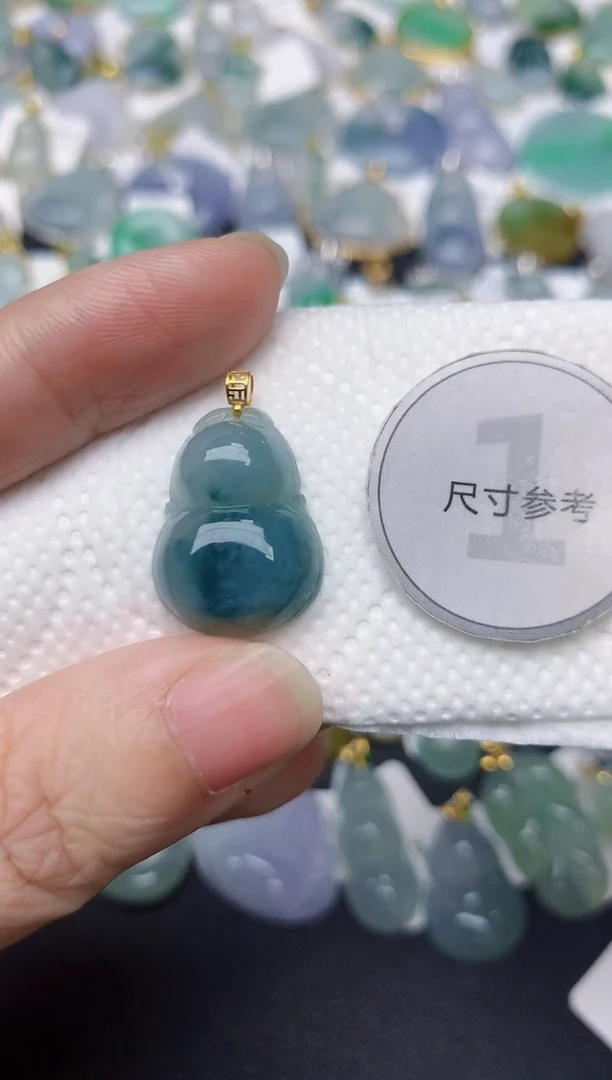 颈饰18K金镶嵌翡翠天然缅甸A货翡翠