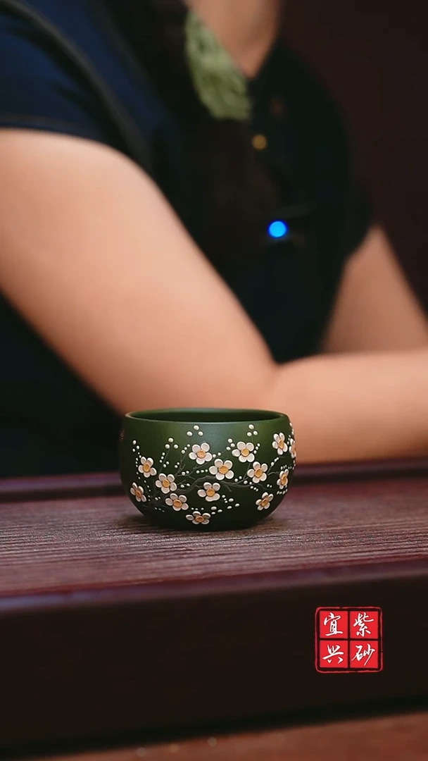 宜兴原矿紫砂   绿泥梅花普洱