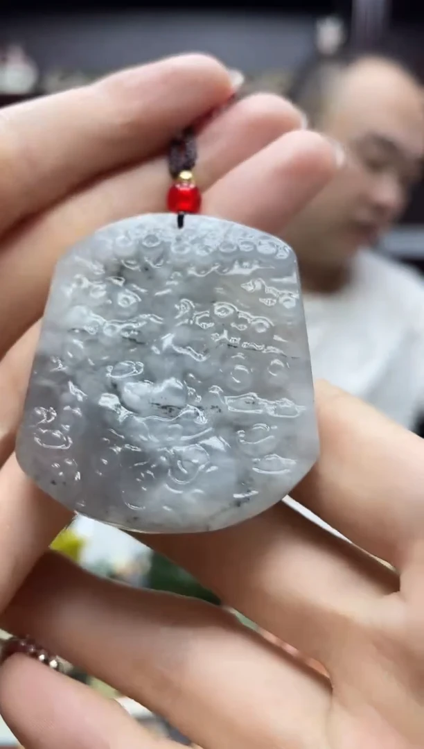未镶嵌岫玉吊坠·