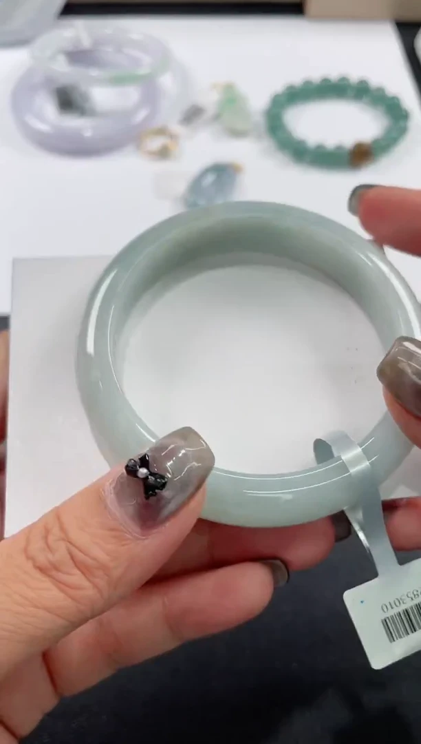 未镶嵌手镯翡翠基地发货H7989