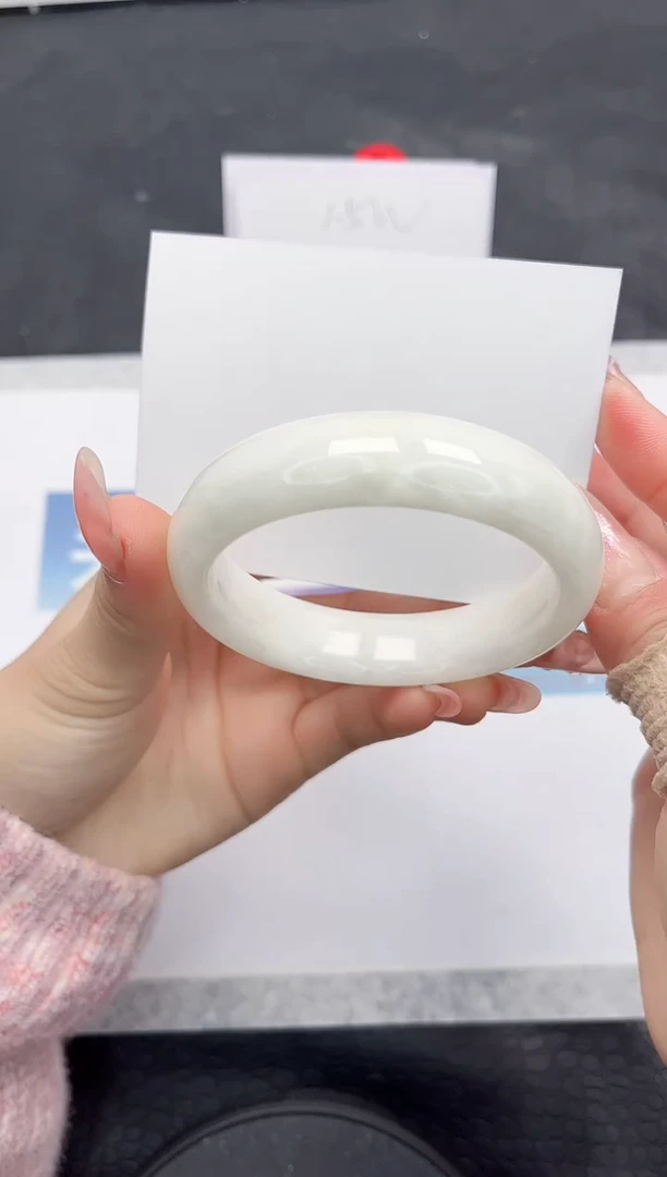 【闪购商品】和田玉手镯未镶嵌L134-54.4