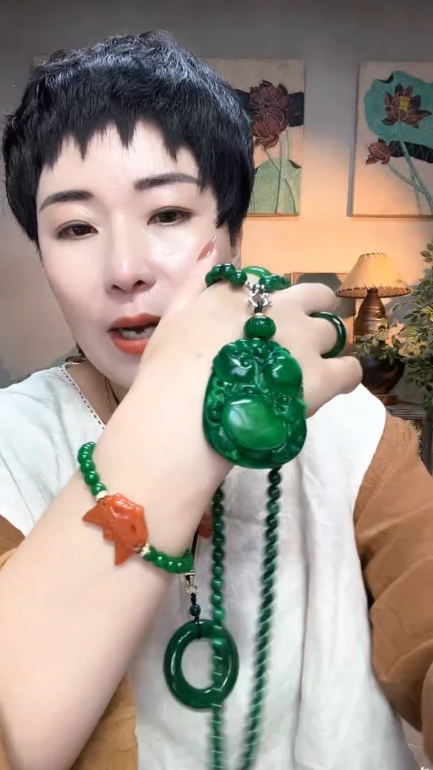 吊坠(赠链)合金翡翠东**嫣169