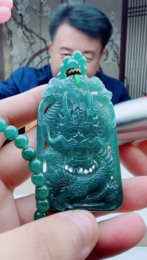 颈饰未镶嵌翡翠多样性发其一