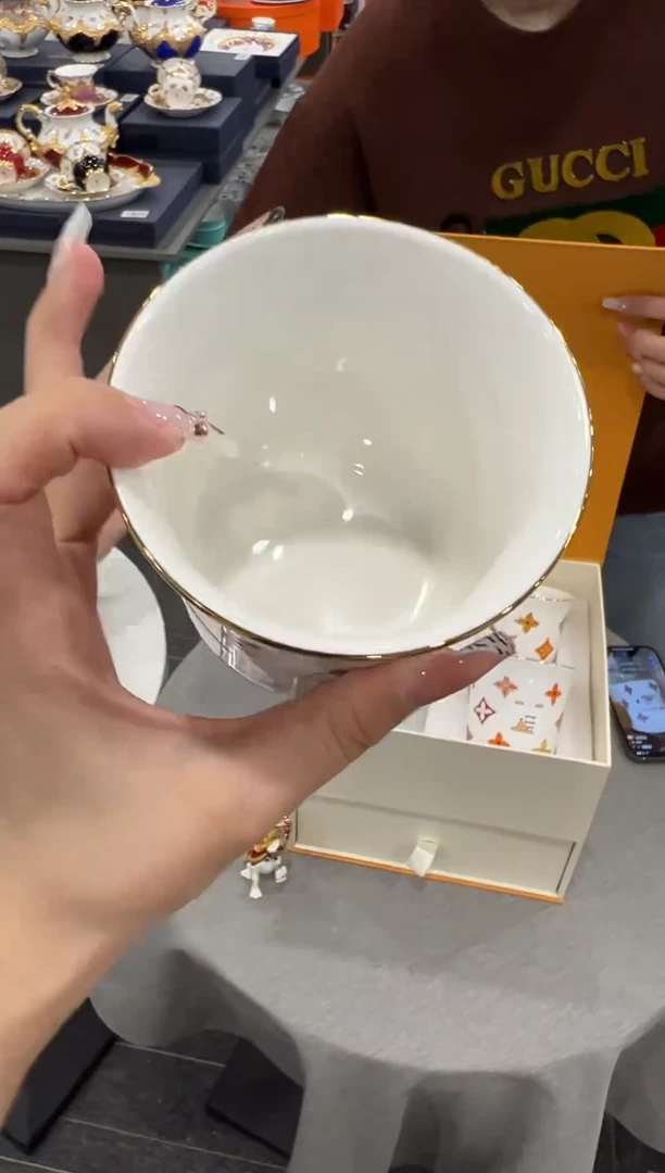 瓷片--------H1043