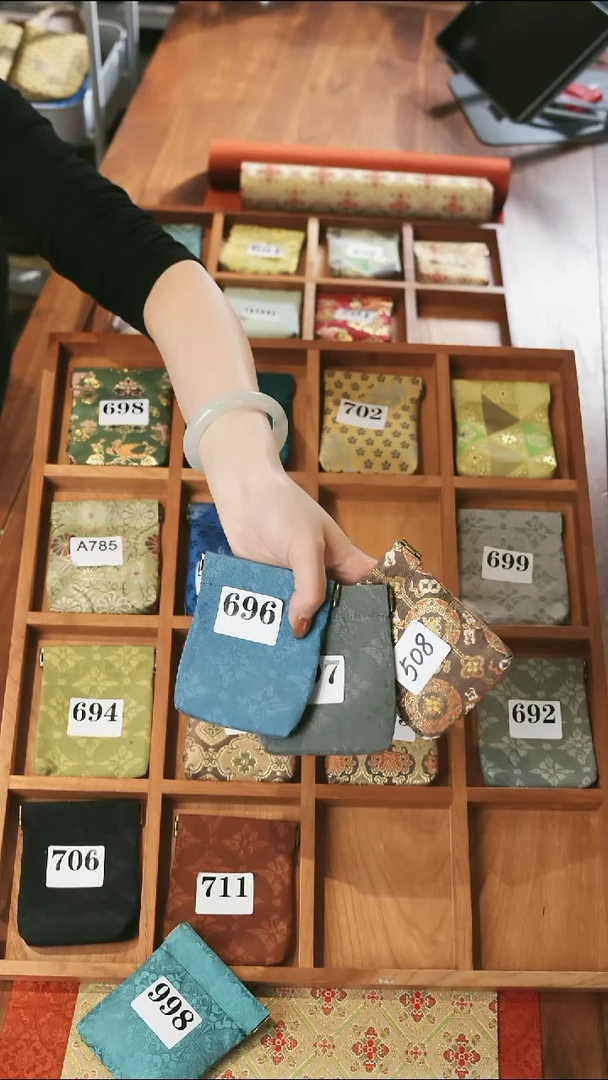 小鱼包3个············