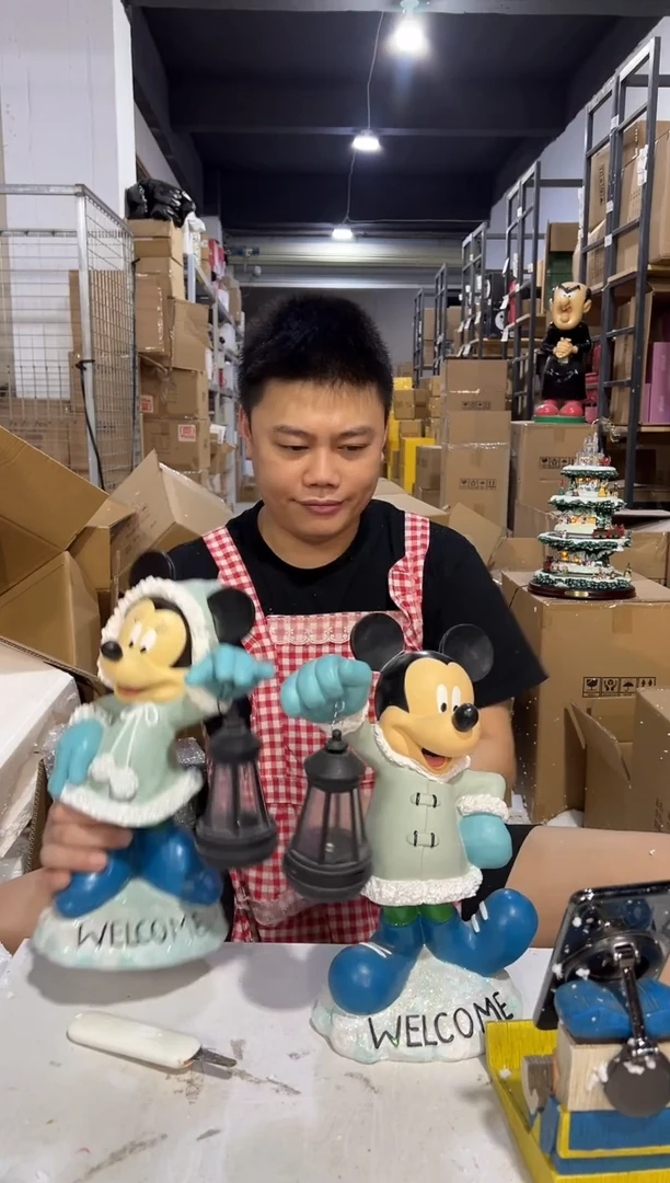 瓷片树脂圣诞蓝色米奇米妮提灯摆件一对