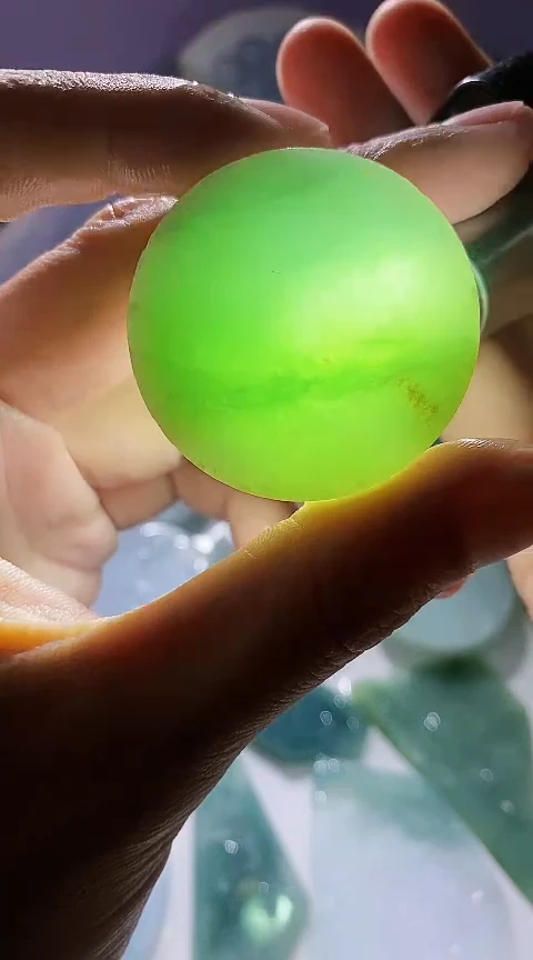 翡翠未镶嵌颈饰翡翠744