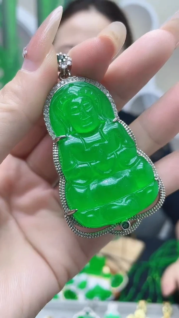 吊坠(赠链)银S925镶嵌翡翠B77