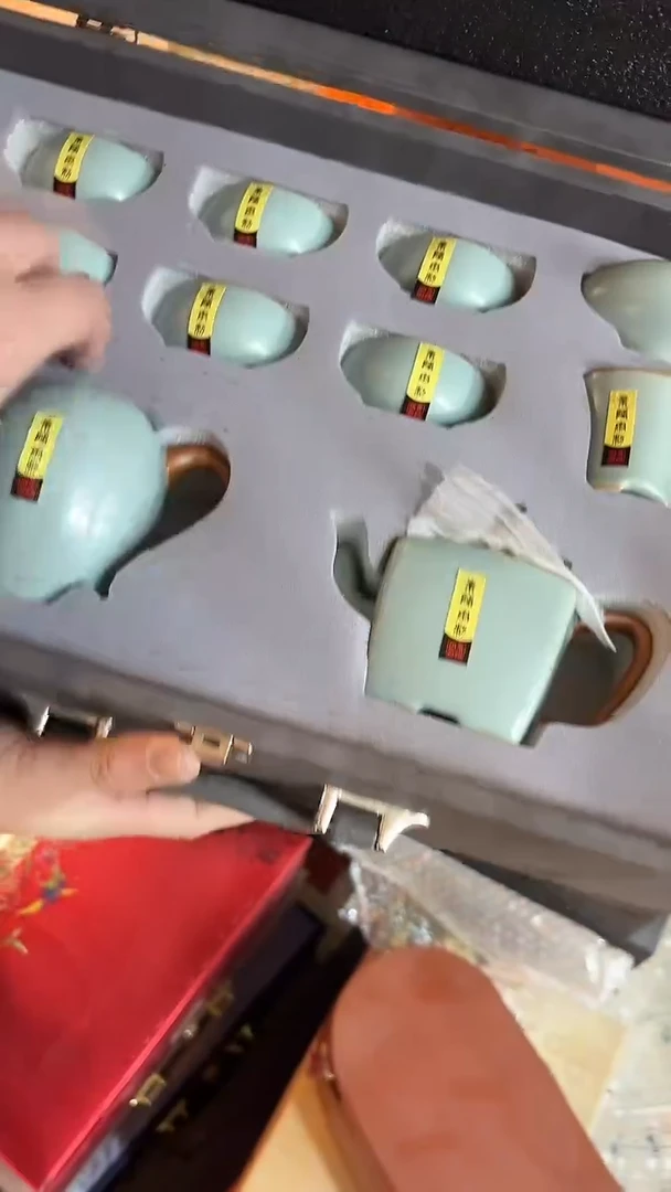 其他        茶具D