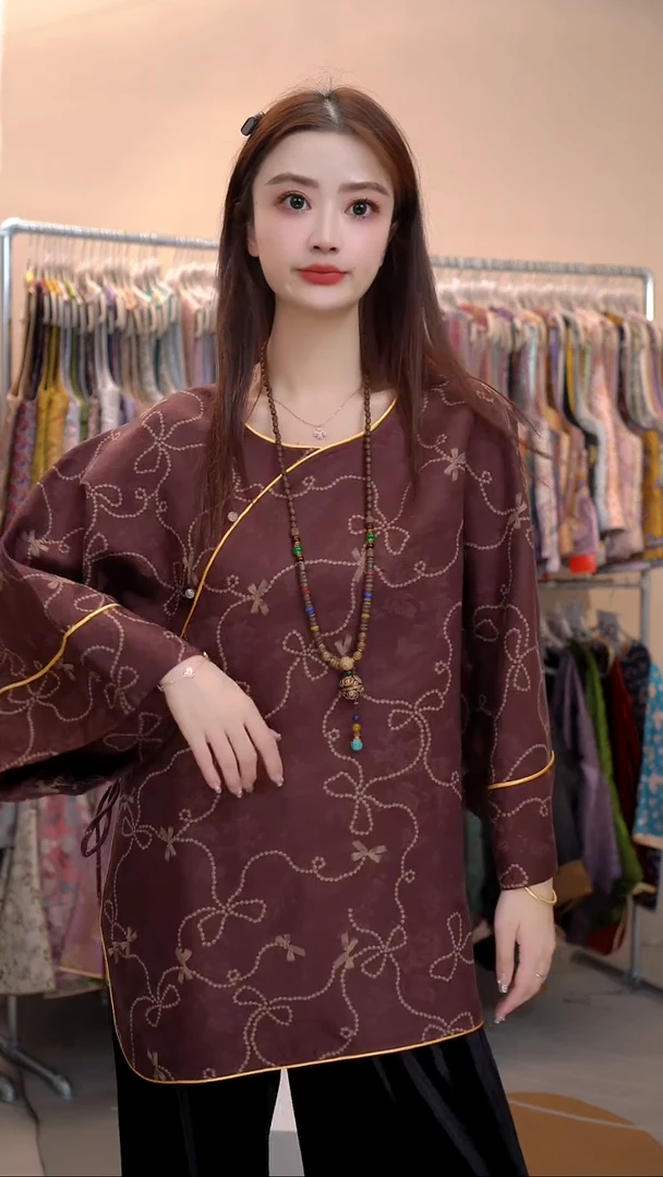 咖紫蝴蝶结太太服