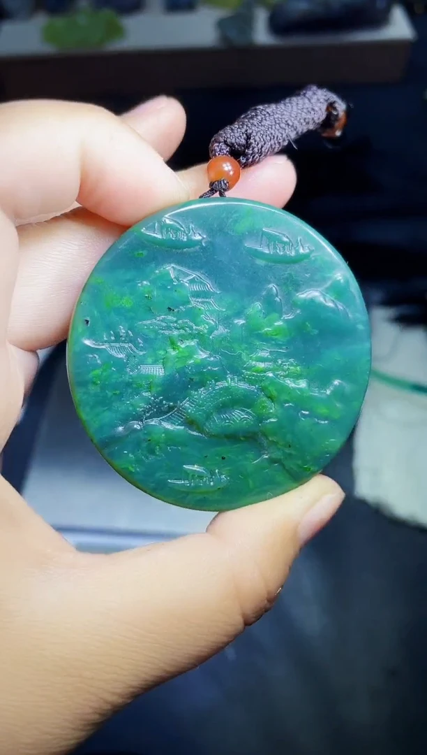 颈饰未镶嵌和田玉1