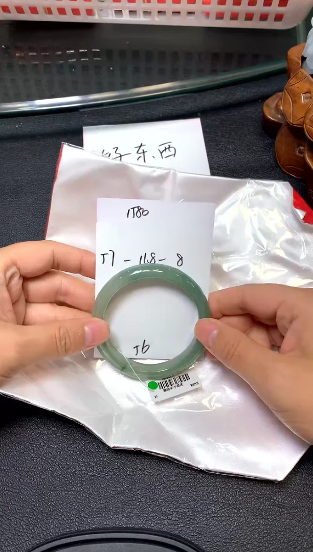 未镶嵌手镯翡翠/潘10-21/--56
