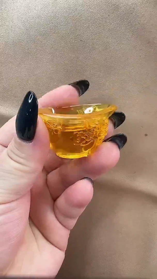 琥珀颈饰未镶嵌吊坠