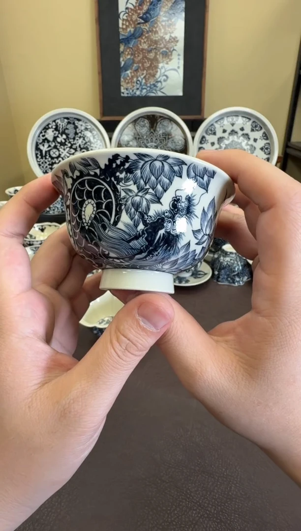二号釉穿花龙纹压手杯