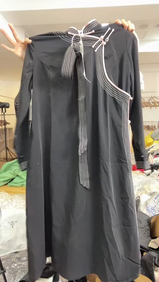 XL码      115-125斤连衣裙  微脏