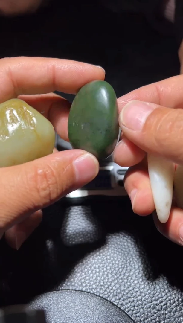 未镶嵌和田玉珠宝奇石23