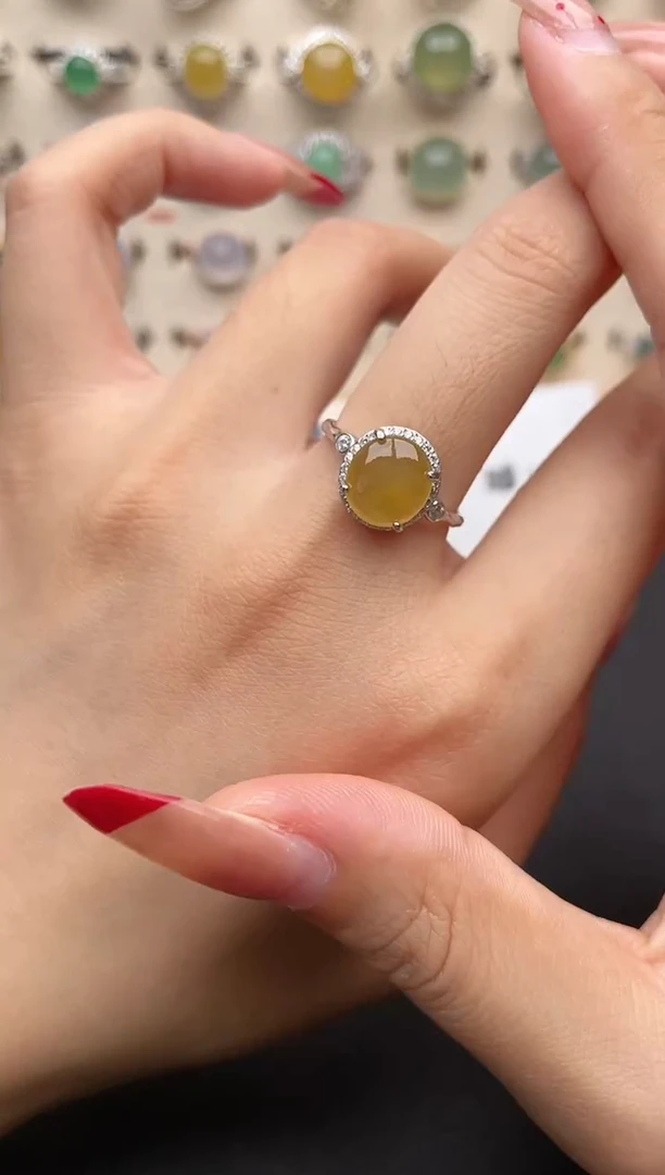 【闪购商品】翡翠戒指银S925镶嵌一物一证一礼盒