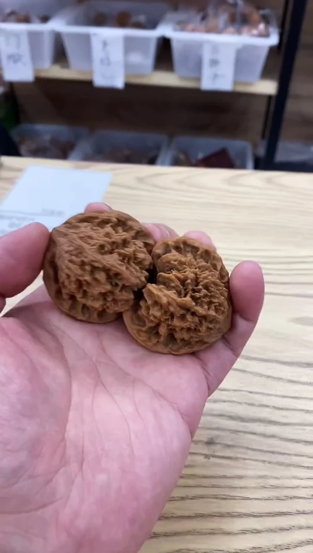 把件核桃【满天星0.1元】新人练手