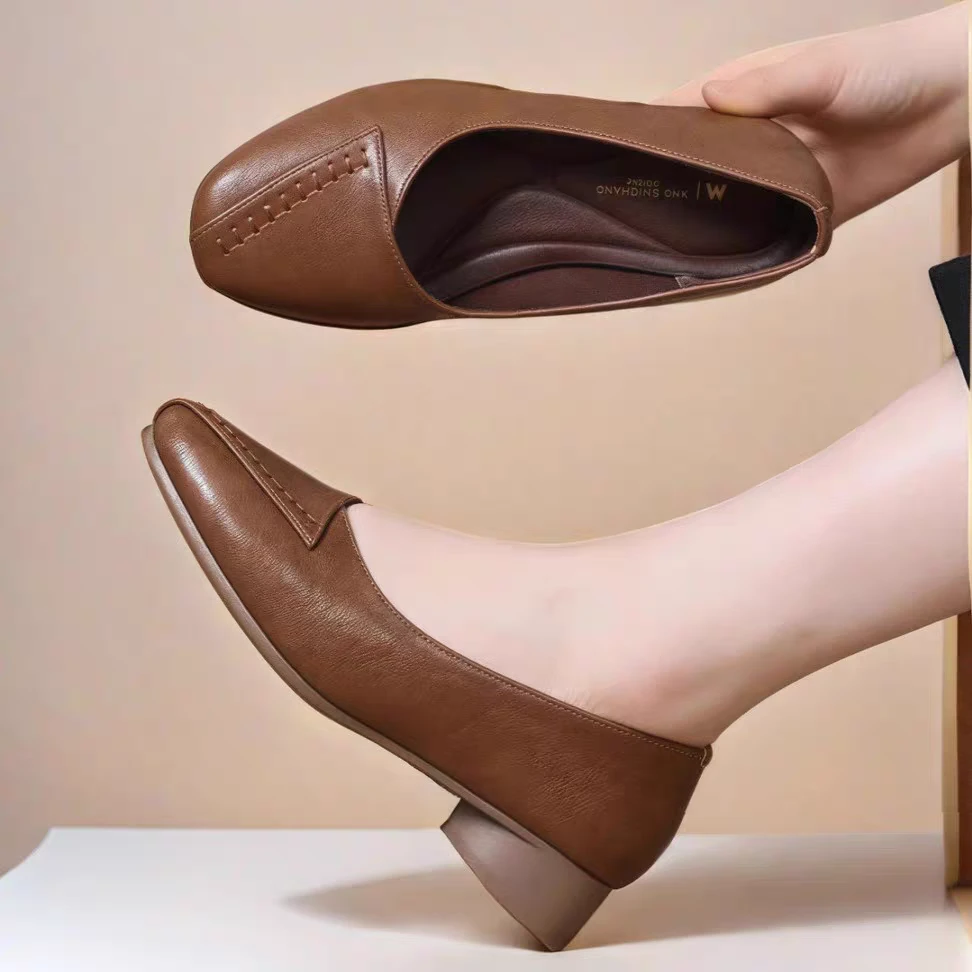 浅口单鞋女2025新款春季方头平底皮鞋软皮女鞋春款复古奶奶鞋2218