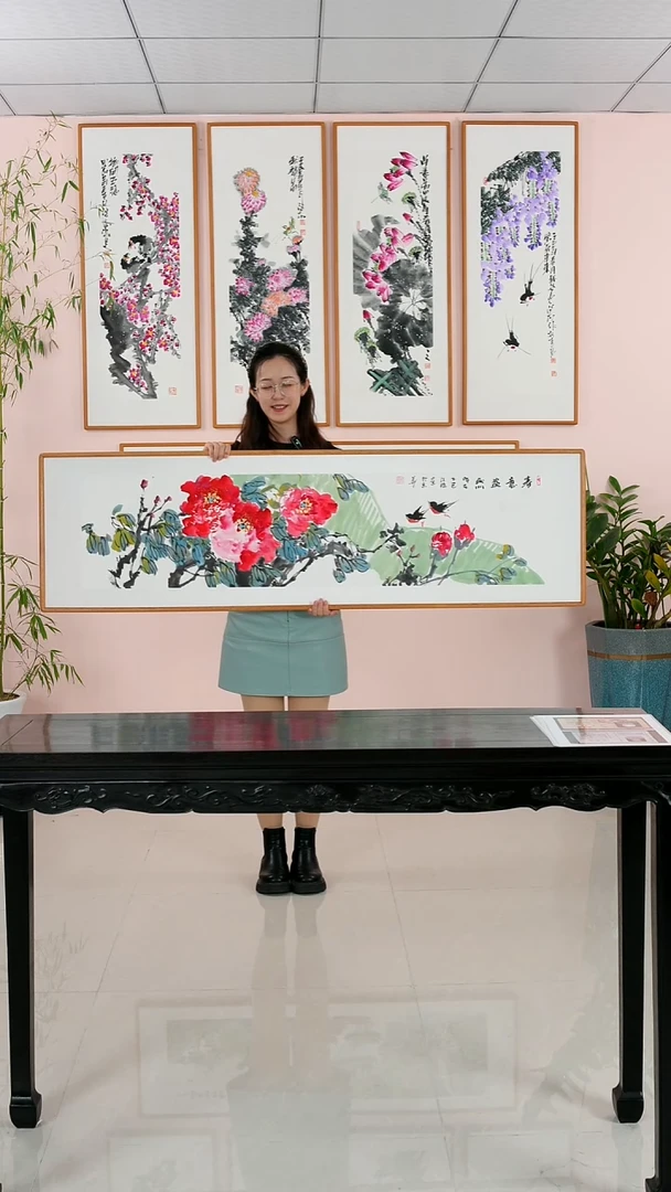 国画汪琼《春意盎然》手绘带框162*47厘米