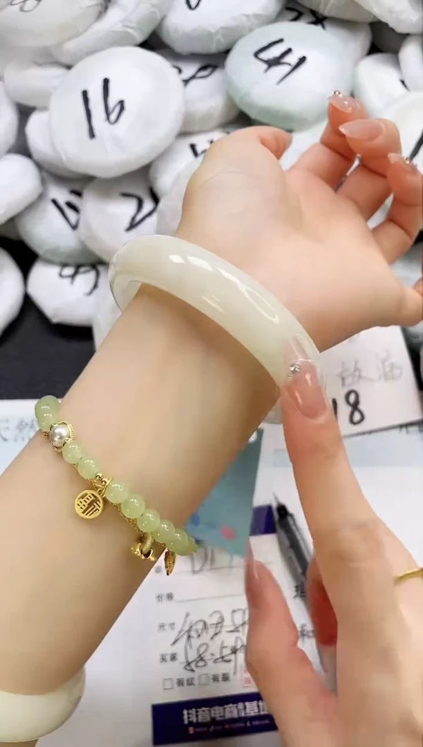 和田玉手镯未镶嵌143-59