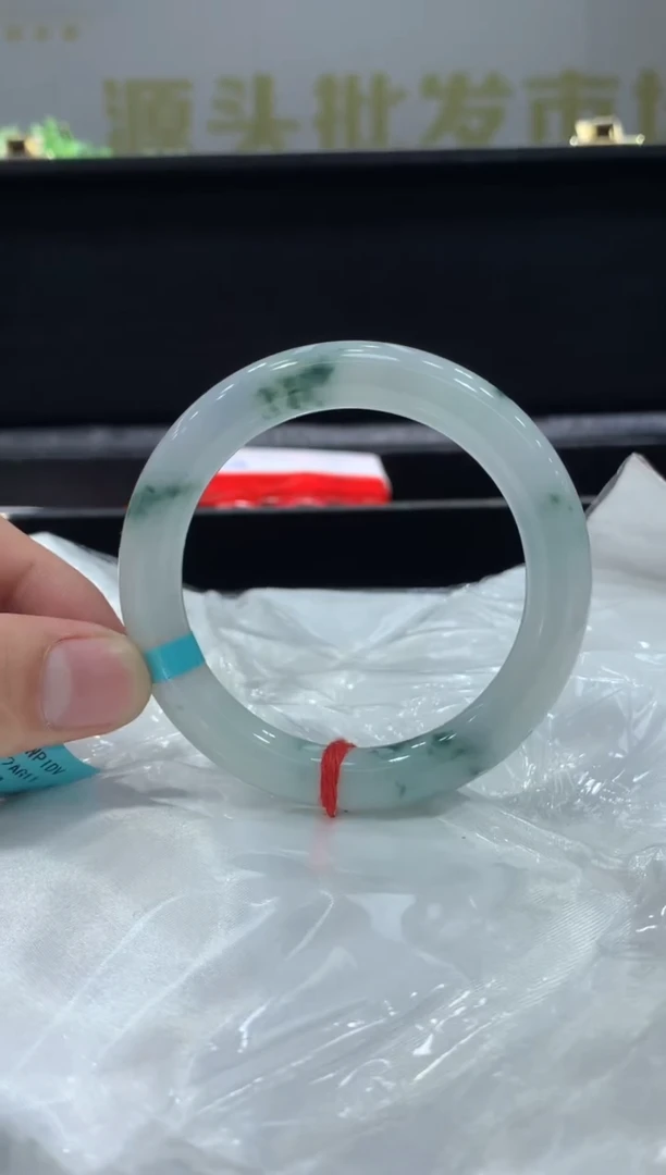 未镶嵌手镯翡翠翡翠手镯