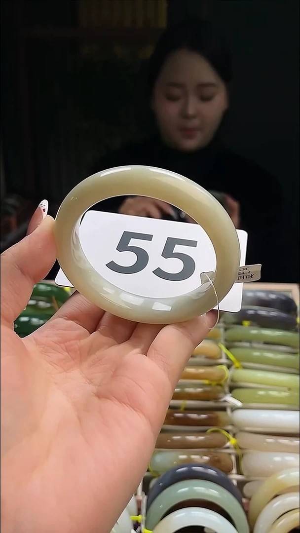 定制和田玉和田玉手镯