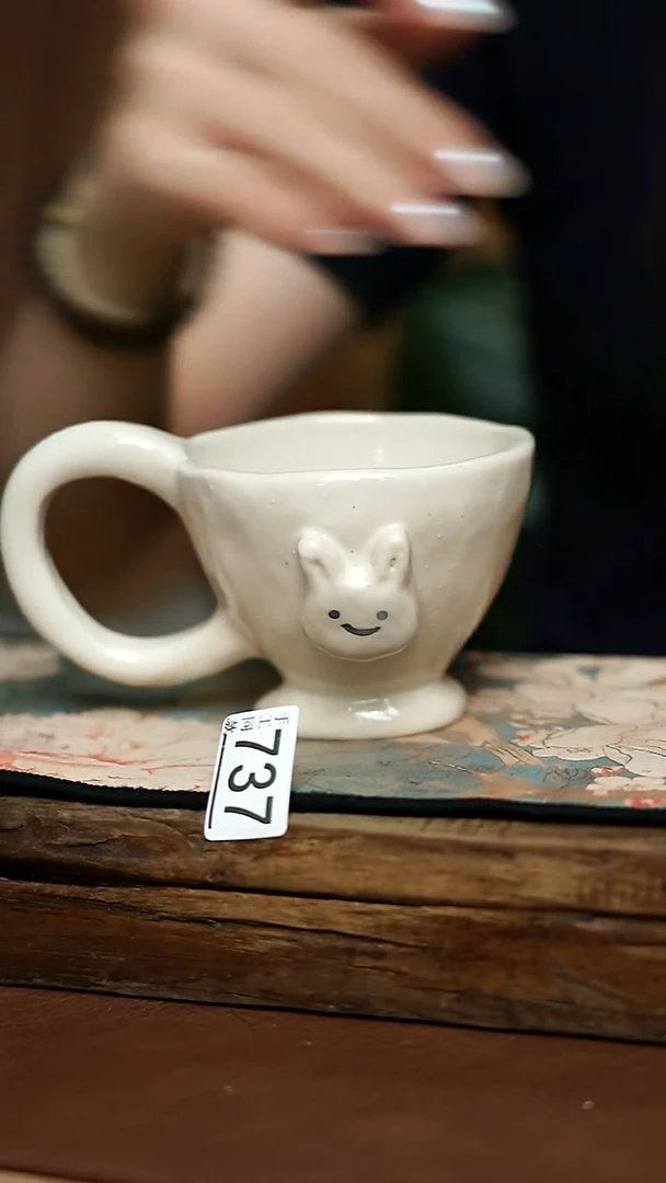 小兔 素色手工咖啡杯