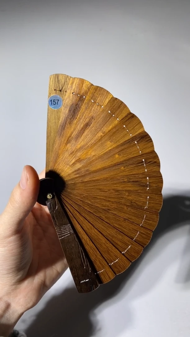 【闪购商品】金丝楠木雕157号10cm金丝楠迷你扇