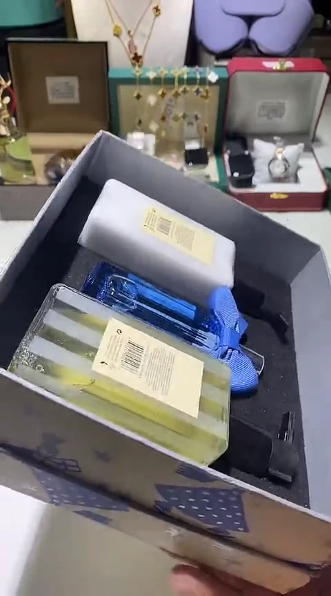 瓷片生活的本意就是开心@@1