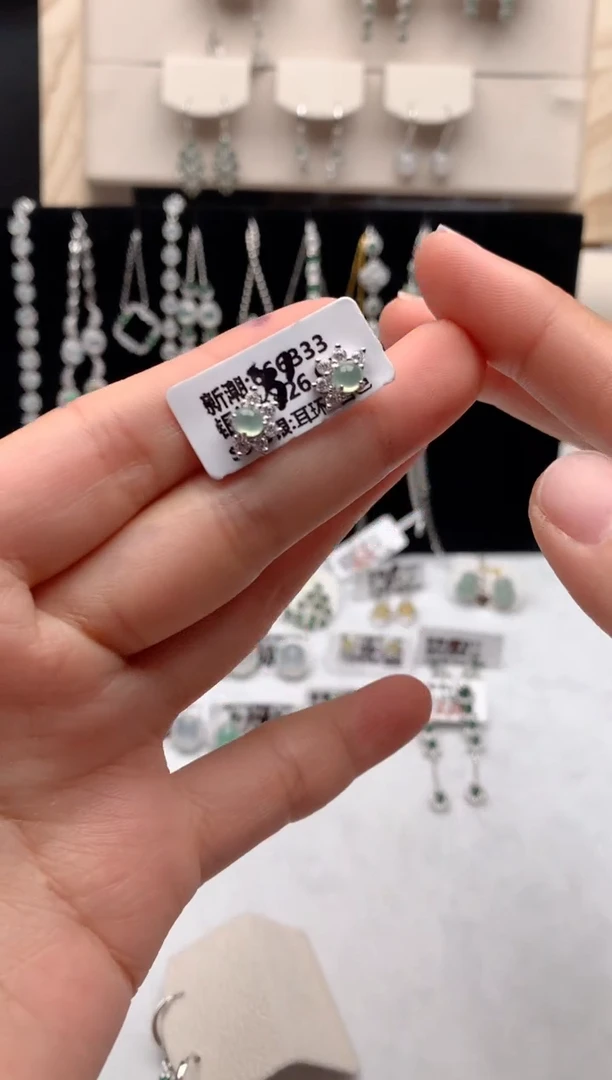 【闪购商品】翡翠耳饰银S925镶嵌1号