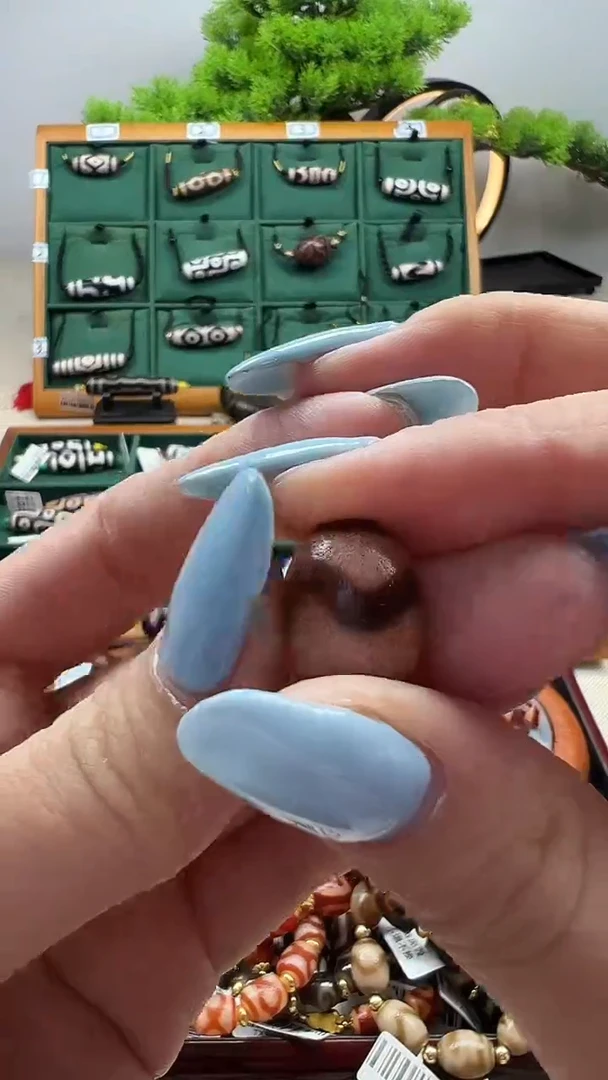 玛瑙/玉髓（覆膜）颈饰未镶嵌12.（微瑕随机发货）