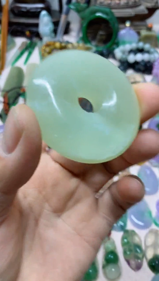 【闪购商品】2直播间 的实时画面