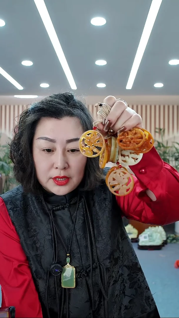 未镶嵌蛇纹石玉吊坠多样式发货随机发一