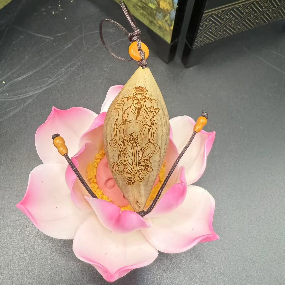 清风雕刻工作室《单籽》——橄榄核核雕