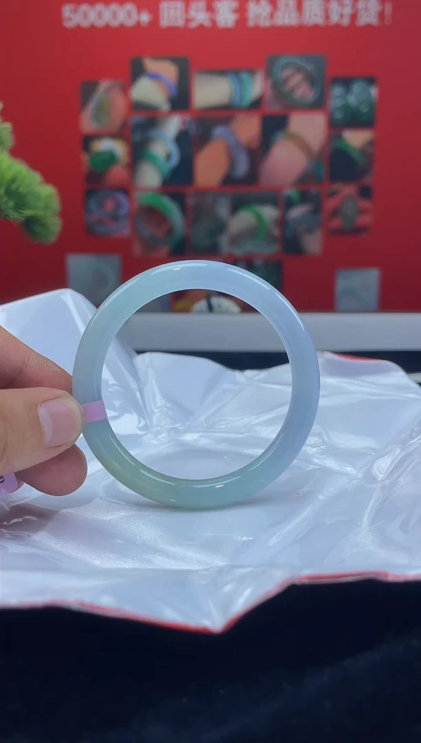 翡翠手镯未镶嵌手镯5