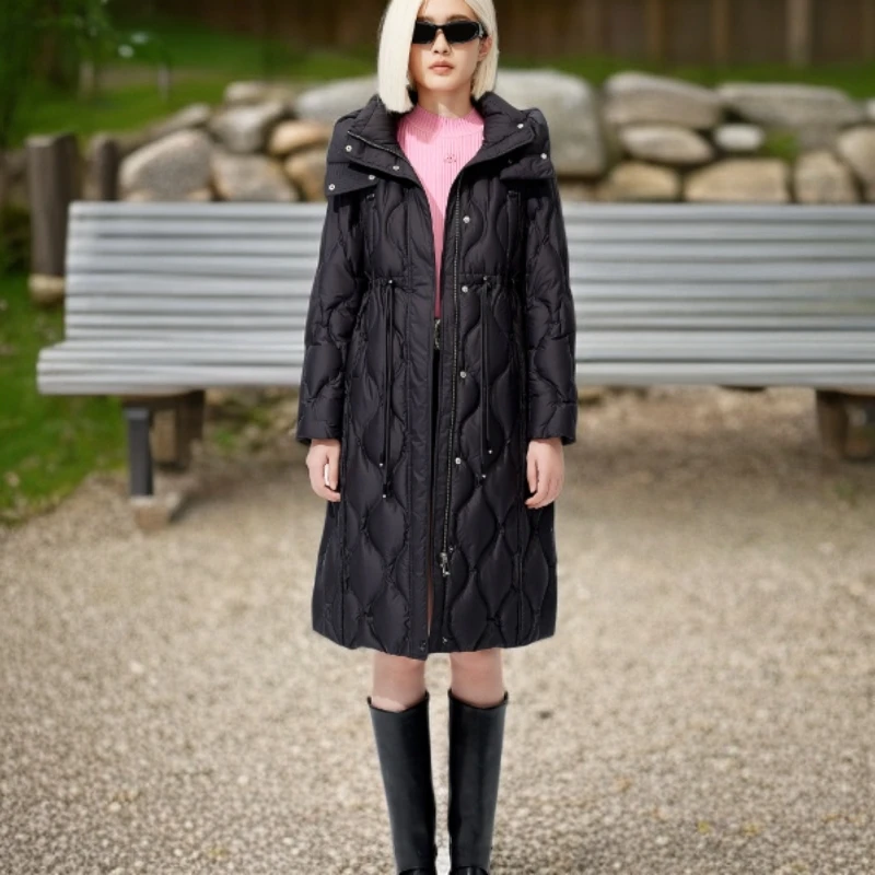 【美大枷】2024冬季新款女长款时尚收腰抽绳羽绒服YB-MYQH26107