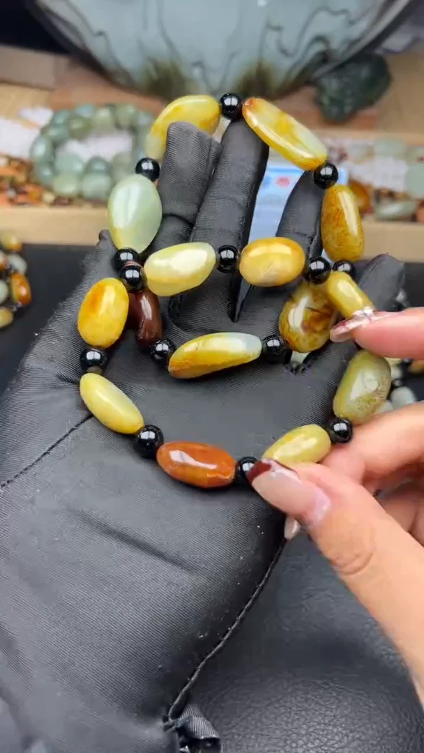 【闪购商品】和田玉手串未镶嵌和田玉多样性发货有瑕疵一条