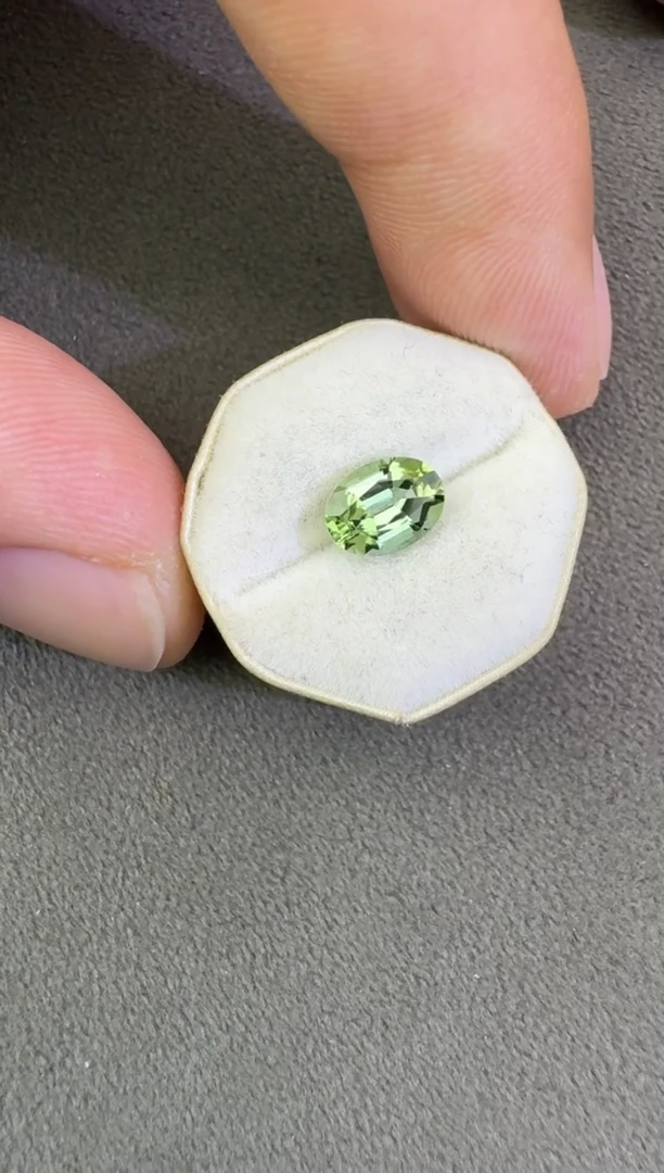 珠宝奇石未镶嵌碧玺1.06ct