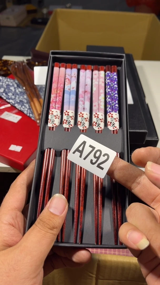 依***王瓷器瓷器瓷器瓷器瓷器792(2套）