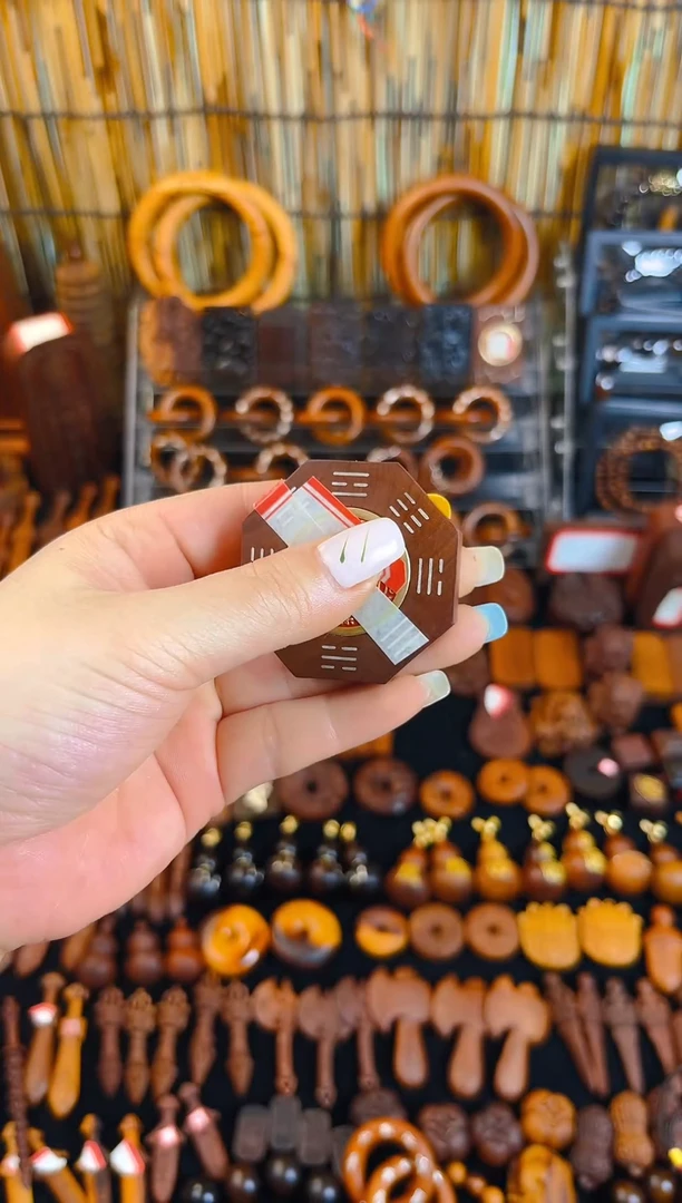 雷击木，枣木银八卦山花吊坠