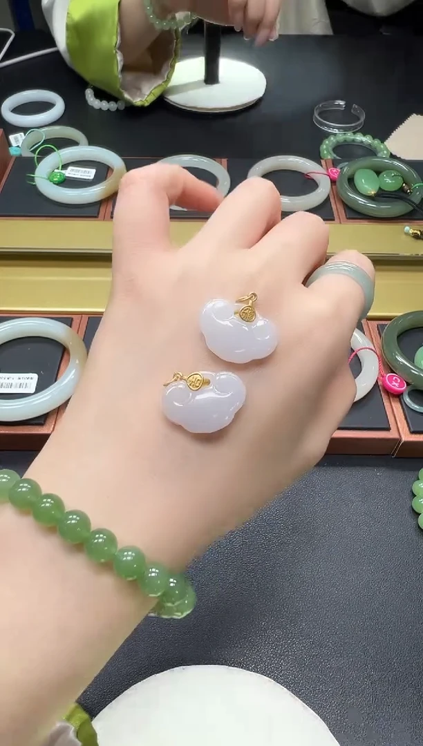 颈饰银S925镶嵌翡翠S925翡翠如意锁 多样性发一 22*17*5