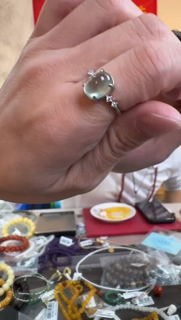 银S925镶嵌葡萄石戒指高品质葡萄石蛋面银镶开口戒指