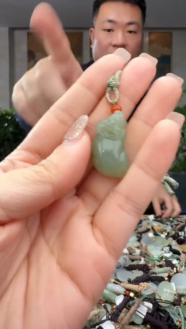 颈饰未镶嵌和田玉拍一发一多样性发货