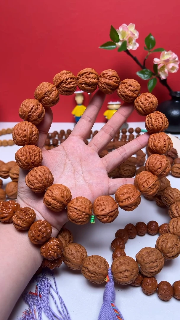 【闪购商品】文玩核桃手串野生小核桃